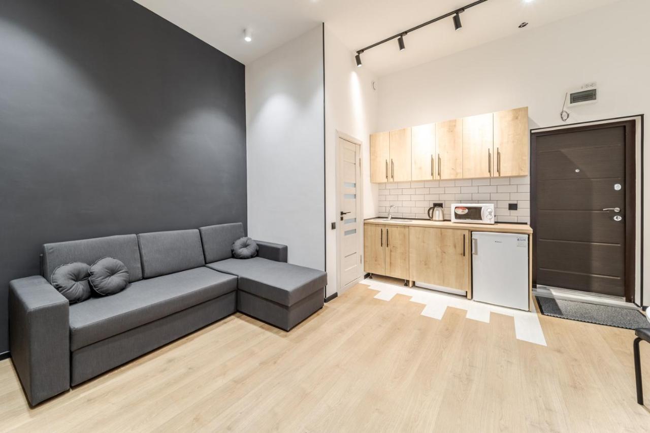 Modern Apartment In The Old City ลวีฟ ภายนอก รูปภาพ