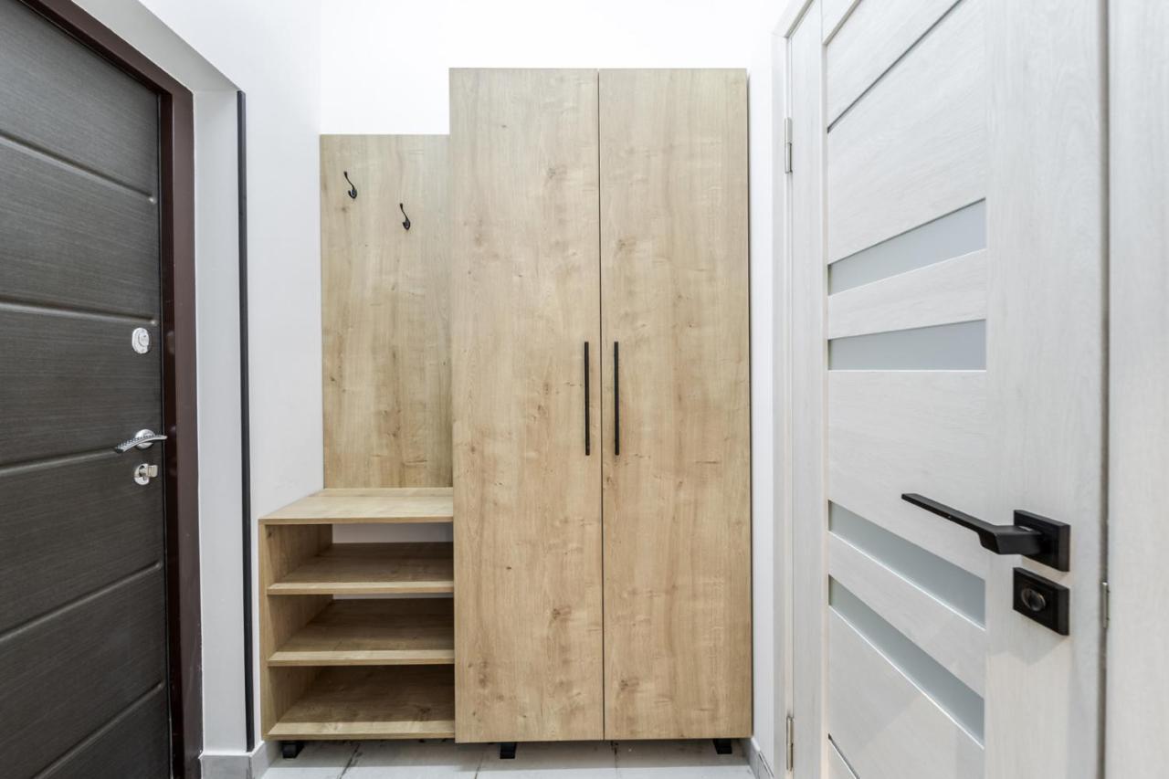 Modern Apartment In The Old City ลวีฟ ภายนอก รูปภาพ
