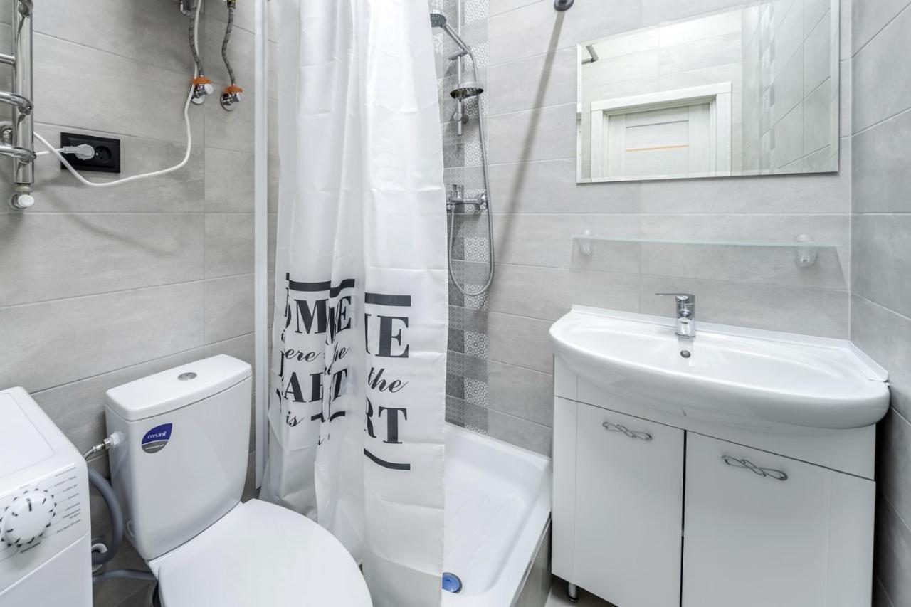 Modern Apartment In The Old City ลวีฟ ภายนอก รูปภาพ